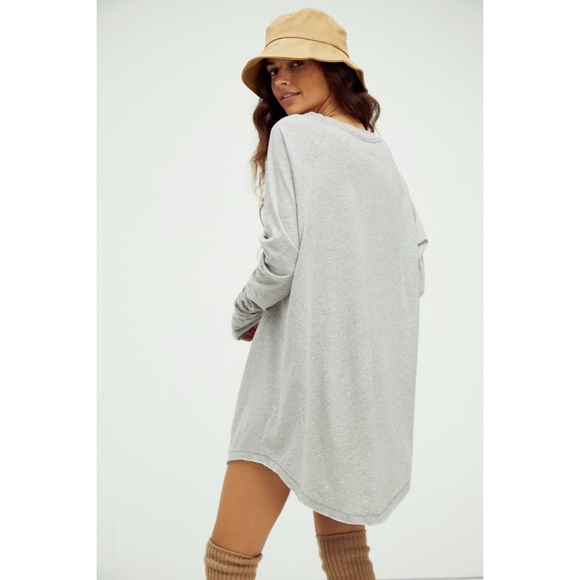 Free People We The Free The Arden Tee in Heather Gray Size S EUC - Picture 2 of 16